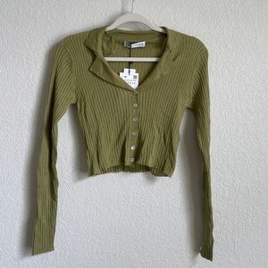 brand: Zara size: medium color: green